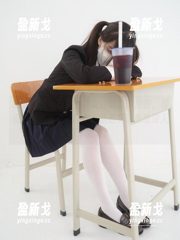紧急企划 - 每次看到龙崎聆音的原图，都觉得这姐姐不可思议，精选又让我想深入探个究竟。