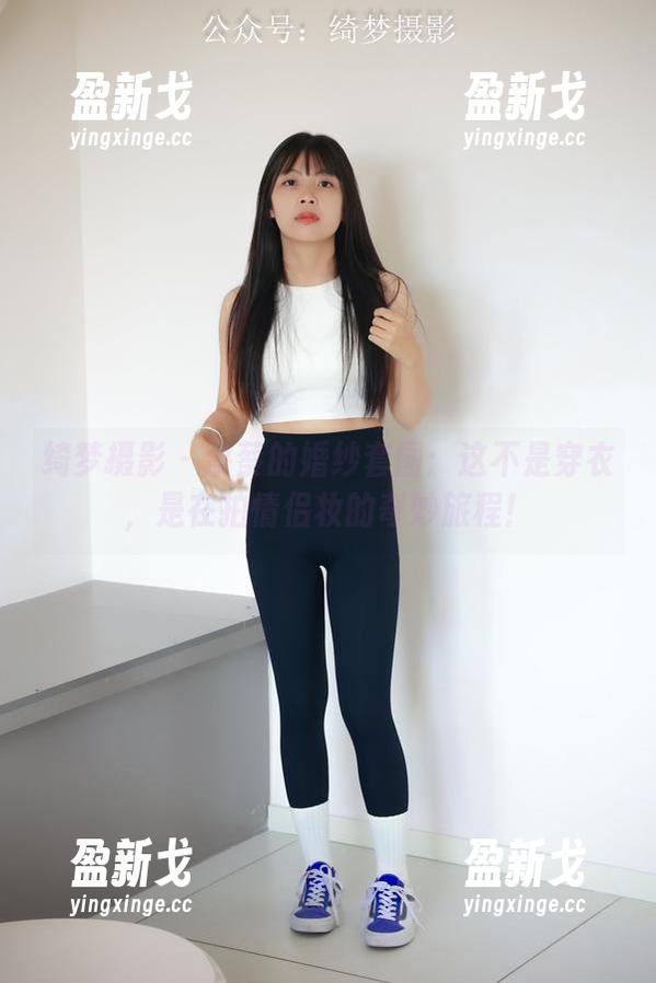 绮梦摄影-蔡蔡 绮梦摄影 - 蔡蔡的婚纱套图:这不是穿衣,是在拍情侣妆的奇妙旅程!