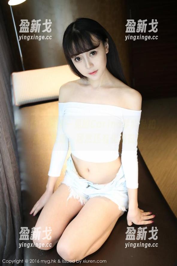 美媛馆 - 难得一见的Carina梦绮私拍，厨娘气质，居然还有美图在线