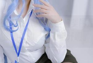 卖萌？不，荒井喵喵的空姐美图是来撩动你心弦的，完美蜜汁啊。