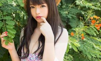 菠萝社 – 别小看这些图片，裤里丝里的故事，柳侑绮Sevenbaby才懒得说。