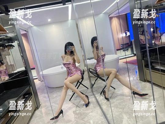 微密圈 - 图包来了！葛征的比基尼写真会不会刷新你对此的灵感？