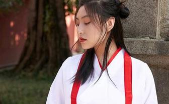 蜜桃社 – 陆萱萱Cecilia图库：不只是高清，还有多少秘密藏着呢