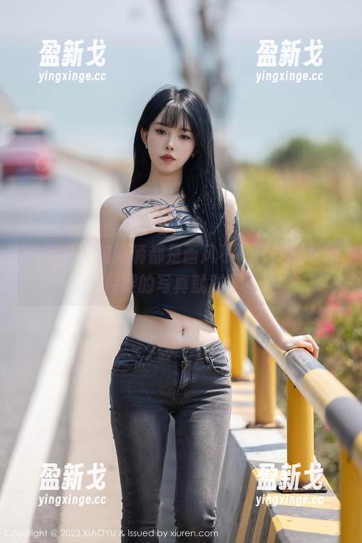 语画界 - 姐妹俩都是画风不一样，观看绯月樱的写真就对了！