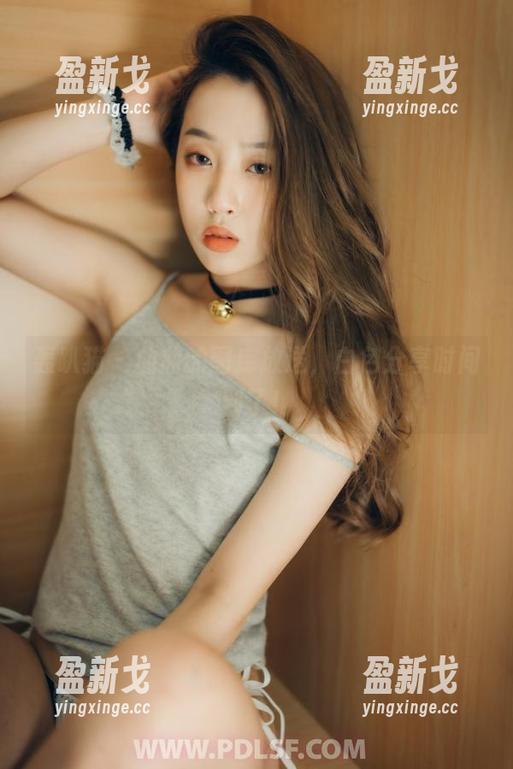 轰趴猫 - 曲曲的图库放送，白色分享时间到了！