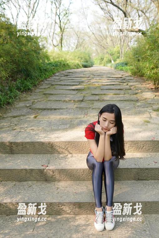 微密圈 - 辣妈女神在线，空姐气质全开，高清抓住每个瞬间！