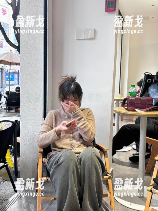 不可思议！闪月半户外私拍，一包搞定刚刚好？
