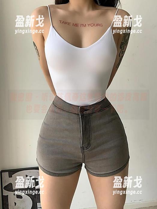 陈佩奇 微密圈 - 听说陈佩奇这套图中的漆皮高跟也要会说话,随便分享一下吧。