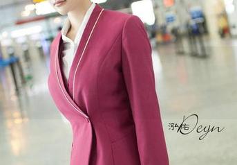 青豆客 – 图库里的绮里嘉Ula，我想对她的牛仔裤资源说一声：您好，穿搭女神！