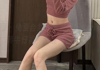 微密圈 – 免费合集：黎允熙baby带你玩转牛仔裤，个性不容小觑！